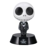 PESADILLA ANTES DE NAVIDAD LÁMPARA ICONS JACK. Esta lámpara Jack de 10 cm de Paladone Products es un ícono bellamente elaborado que captura la esencia del querido personaje. Hecha con atención al detalle, esta Pesadilla antes de Navidad Lámpara Icons Jack es perfecta para añadir un toque de encanto espeluznante a cualquier habitación. Su tamaño compacto la hace fácil de exhibir en un escritorio o estante, y su diseño intrincado asegura que será un tema de conversación. Añade esta decoración de Pesadilla antes de Navidad a tu colección hoy.