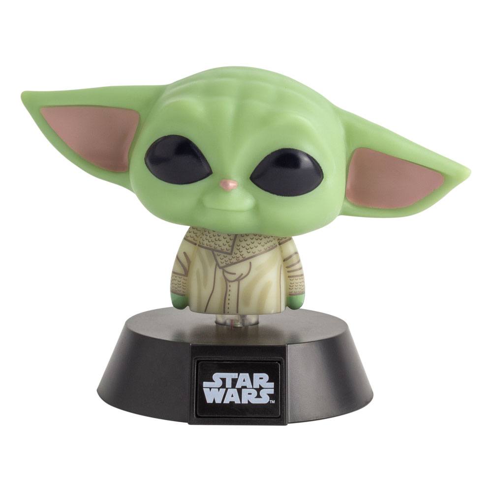 Star wars the mandalorian lámpara 3d icon the child. Es una lámpara bellamente elaborada que presenta a yoda y the child, dos personajes queridos de la icónica franquicia. Con una altura de 12 cm, esta pieza decorativa es perfecta para fans de todas las edades. Su diseño elegante y su impresionante detalle la convierten en un artículo imprescindible para cualquier colección de entusiastas de star wars. Añade un toque de encanto intergaláctico a tu hogar u oficina con esta excepcional lámpara, que muestra la magia del universo de star wars.