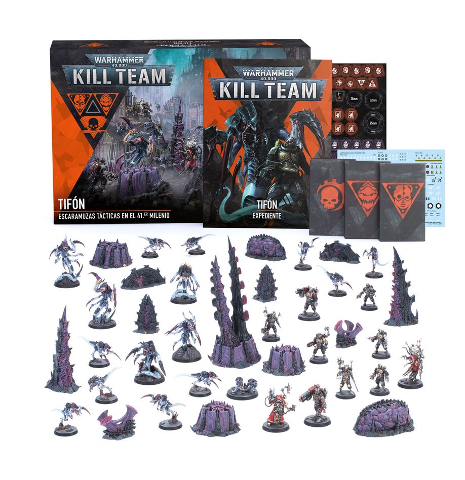 Kill team: typhon (español). Las reverberaciones del gran cañón han destapado brotes alienígenas entre los cimientos de la gran ciudad de colmena fissilicus. En un intento de frenar la infestación, tecnosacerdotes con aumentos biónicos guían a clados de batalla de servidores cíborg a las entrañas de la ciudad colmena, pero terminan despertando a monstruosos xenos y la situación desemboca en una lucha encarnizada. Esta expansión contiene dos comandos multicomponente de plástico y encaje a presión, un set de elementos de terreno de temática tiránida, una horda de agentes no jugadores para juego en solitario o cooperativo, reglas, tarjetas de datos y accesorios para tus partidas de kill team. Continúa la narrativa sobre volkus e introduce nuevas formas de jugar, más agentes y estrategias. Es un modo ideal de añadir aún más variedad a tus partidas.