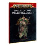 GENERAL´S HANDBOOK 2025-2026 (ESPAÑOL). La isla de Neos, un paraje cubierto de frondosos bosques y atravesado por pulsantes nexos de magia vital, se ha convertido en el nuevo escenario de intensas batallas. Bajo sus vibrantes copas, los ejércitos se despliegan por sendas ocultas capturando lugares de poder ghyranita para preservarlos… o utilizarlos para sus propios fines. En el Manual de campo para generales de esta temporada encontrarás toda la información necesaria para reunir tus fuerzas y sumergirte de lleno en el entorno de juego equilibrado del Reino de la Vida. El Manual de campo para generales 2025-2026 contiene una gran cantidad de contenido para partidas de juego equilibrado en el entorno devastado por la guerra de los Reinos Mortales, donde puedes alcanzar la gloria en el campo de batalla en contiendas de habilidad y estrategia contra otros jugadores.
