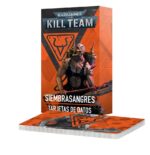 KILL TEAM DATACARDS: GOREMONGERS (ESPAÑOL). Los Siembrasangres son cultistas fanáticos que han contemplado a los daemons de Khorne en todo su esplendor y viven para contarlo. En combate, portan todo tipo de armas concebidas para derramar sangre, desde enormes hachas sierra a dos manos hasta cuchillos, arpones y pistolas automáticas. Este conjunto de 40 tarjetas te ayudará a llevar la cuenta de tus Siembrasangres en partidas de Kill Team. Hay tarjetas individuales para las reglas de selección de comando, agentes, reglas de facción y ardides de tiroteo, y reglas de equipo universal y de facción. Son una forma ideal de consultar fácilmente la información clave en el fragor de la batalla.