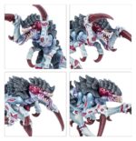KILL TEAM: TYPHON (ESPAÑOL). Las reverberaciones del Gran Cañón han destapado brotes alienígenas entre los cimientos de la gran ciudad de Colmena Fissilicus. En un intento de frenar la infestación, Tecnosacerdotes con aumentos biónicos guían a Clados de batalla de servidores cíborg a las entrañas de la ciudad colmena, pero terminan despertando a monstruosos xenos y la situación desemboca en una lucha encarnizada. Esta expansión contiene dos comandos multicomponente de plástico y encaje a presión, un set de elementos de terreno de temática tiránida, una horda de agentes no jugadores para juego en solitario o cooperativo, reglas, tarjetas de datos y accesorios para tus partidas de Kill Team. Continúa la narrativa sobre Volkus e introduce nuevas formas de jugar, más agentes y estrategias. Es un modo ideal de añadir aún más variedad a tus partidas.