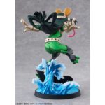TSUYU ASUI HERO SUIT 2D MY HERO ACADEMIA 1/8. BellFine presenta esta estatua a escala 1/8 de Tsuyu Asui con su traje de superheroína, basada en su apariencia en el anime "My Hero Academia". Esta versión cuenta con un estilo gráfico peculiar que pretende reproducir la bidimensionalidad de su aspecto en pantalla. La figura mide aproximadamente 20 cm y está fabricada en ABS y PVC. Su base circular, esta decorada con olas y la palabra Splash! sobre ellas.