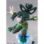 TSUYU ASUI HERO SUIT 2D MY HERO ACADEMIA 1/8. BellFine presenta esta estatua a escala 1/8 de Tsuyu Asui con su traje de superheroína, basada en su apariencia en el anime "My Hero Academia". Esta versión cuenta con un estilo gráfico peculiar que pretende reproducir la bidimensionalidad de su aspecto en pantalla. La figura mide aproximadamente 20 cm y está fabricada en ABS y PVC. Su base circular, esta decorada con olas y la palabra Splash! sobre ellas.
