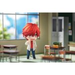 MIKOTO MIKOSHIBA MONTHLY GIRL NOZAKI-HUN NENDOROID. Good Smile Arts Shanghai presenta, dentro de la línea Nendoroid, la figura de Mikoto Mikoshiba, inspirada en el personaje del manga "Monthly Girls' Nozaki-kun" (o "Nozaki y su revista mensual para chicas" en España). Mide aproximadamente 10 cm de altura e incluye 3x placas faciales (sonriente, guiñando el ojo y sonrojado), 1x rosa, 1x bolígrafo, 1x caja de figura con diseño especial de Izumi Tsubaki, 1x base soporte transparente para exhibición y otras piezas opcionales para recrear múltiples poses. Ideal para exponer con CHIYO SAKURA FIGURA 10 CM MONTHLY GIRLS' NOZAKI-KUN NENDOROID (se vende por separado).