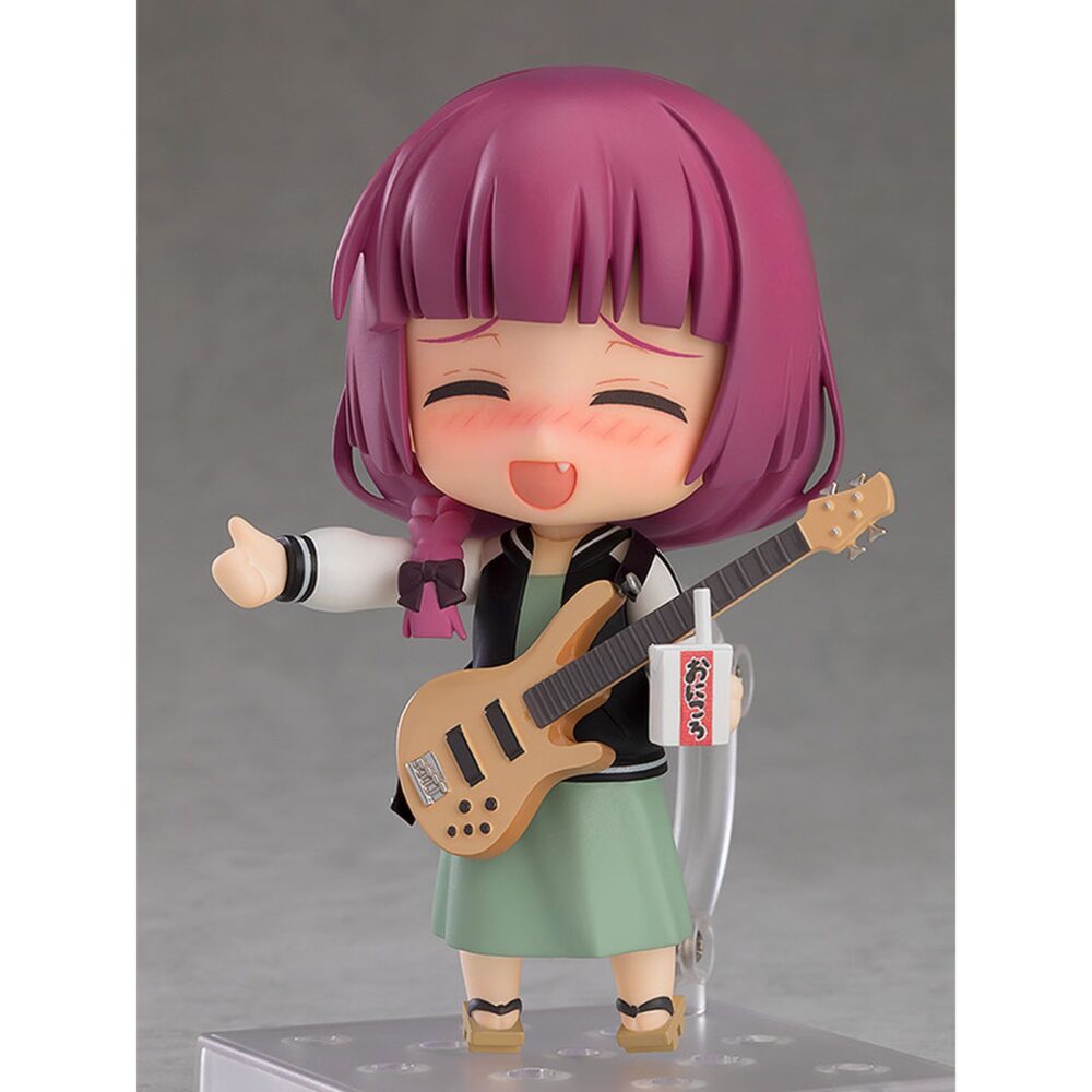 Kikuri hiroi bocchi the rock nendoroid. Good smile company incorpora a su colección nendoroid la figura de kikuri hiroi, bajista y vocalista del grupo musical sick hack del anime "bocchi the rock! ". Esta figura articulada mide aproximadamente 10 cm de altura e incluye una base con soporte transparente para su exposición, 3x placas faciales intercambiables (sonriente, borracha y maniática),1x bajo, 1x "onikoro" y otros accesorios para recrear distintas poses.