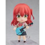 IKUYO KITA BOCCHI THE ROCK NENDOROID. Good Smile Company suma de nuevo a su catálogo de Nendoroid la figura de Ikuyo Kita, vocalista y guitarrista de la banda Kessoku en el anime "Bocchi the Rock!". Viene con 3x caras intercambiables (sonriente, animada e impresionada), 1x guitarra, 1x smartphone, 1x para selfies y otros elementos para recrear poses diversas. Mide 10 cm e incluye base expositora transparente.