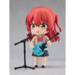 IKUYO KITA BOCCHI THE ROCK NENDOROID. Good Smile Company suma de nuevo a su catálogo de Nendoroid la figura de Ikuyo Kita, vocalista y guitarrista de la banda Kessoku en el anime "Bocchi the Rock!". Viene con 3x caras intercambiables (sonriente, animada e impresionada), 1x guitarra, 1x smartphone, 1x para selfies y otros elementos para recrear poses diversas. Mide 10 cm e incluye base expositora transparente.