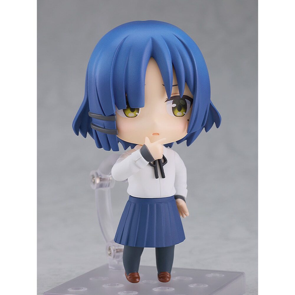 Ryo yamada bocchi the rock nendoroid. Good smile company vuelve a añadir a su colección nendoroid esta figura de ryo yamada, bajista de la banda kessoku en el anime "bocchi the rock! ". Incluye 3x expresiones faciales intercambiables (neutra, con desdén y comiendo hierba), así como varios accesorios: 1x bajo eléctrico, 1x rama de hierba y otras piezas opcionales para diferentes poses. Mide 10 cm de alto e incluye soporte transparente para exposición.