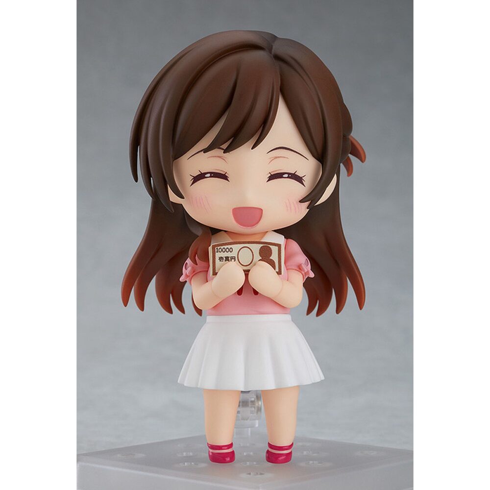 Chizuru mizuhara rent a girlfriend nendoroid. Good smile company vuelve a presentar dentro de su colección nendoroid esta figura de chizuru mizuhara, basada en su aparición en el anime "rent-a-girlfriend". La figura incluye 3x placas faciales intercambiables (estándar, sonrojada y sonriente), así como accesorios opcionales como 1x smartphone, 1x bolso de mano y 1x billete de 10. 000 yenes. Mide aproximadamente 10 cm de alto y está fabricada en abs y pvc. Incluye base con soporte para exposición.