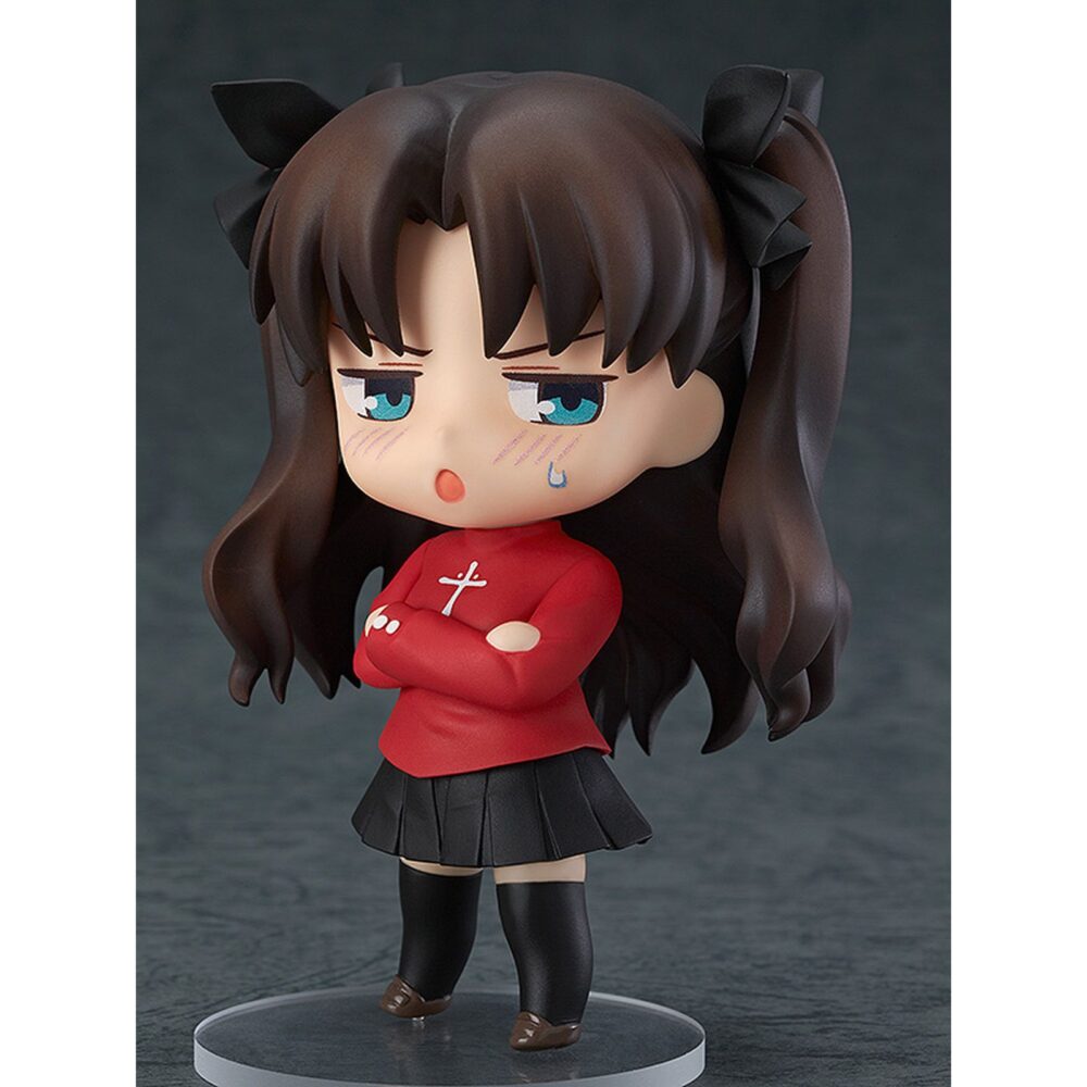 Rin tohsaka fate/stay night nendoroid. Good smile company introduce en su colección nendoroid la figura articulada de la heroína rin tohsaka basada en el videojuego "fate/stay night". La figura incluye 3x placas faciales intercambiables (sonriente, desafiante y avergonzada) que puedes complementar con sus gafas, 1x espada azoth, 1x espada zelretch, 1x efecto de ataque, 1x gafas y 1x base transparente para su exhibición. Mide aproximadamente 10 cm de altura y está fabricada en pvc y abs.