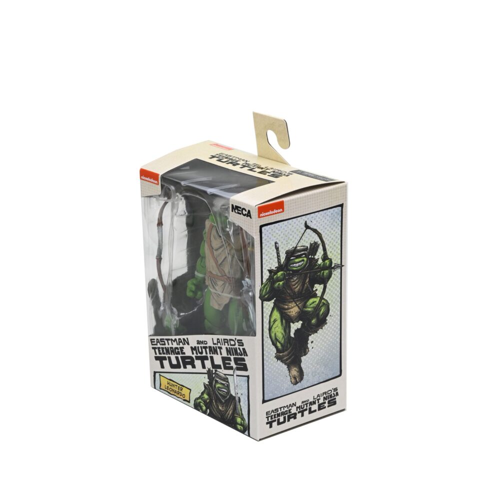Hunter leo teenage mutant ninja turtles mirage comics. Neca presenta la figura articulada hunter leo basada en los cómics originales de "teenage mutant ninja turtles"  de mirage studios. Esta figura mide 18 cm e incluye 1x arco, 1x carcaj para sus armas, 3x flechas, 1x espada, 4x manos intercambiables y 1x cuchillo. Se presenta en una caja con ventana con ilustraciones de kevin eastman.