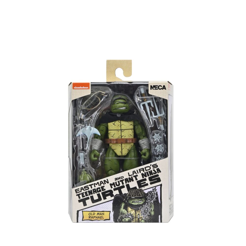 OLD MAN RAPHAEL TEENAGE MUTANT NINJA TURTLES MIRAGE COMICS. Neca suma a su colección la figura articulada Old Man Raphael, inspirada en la historia corta "Puma Blues" de los cómics originales de "Teenage Mutant Ninja Turtles" de Mirage Studios. Esta figura mide 18 cm e incluye 1x capa de tela, 1x sombrero removible, 4x manos intercambiables, 1x par de sai gemelos y otros accesorios exclusivos para recrear diferentes poses. Se presenta en una caja con ventana con ilustraciones de Kevin Eastman.