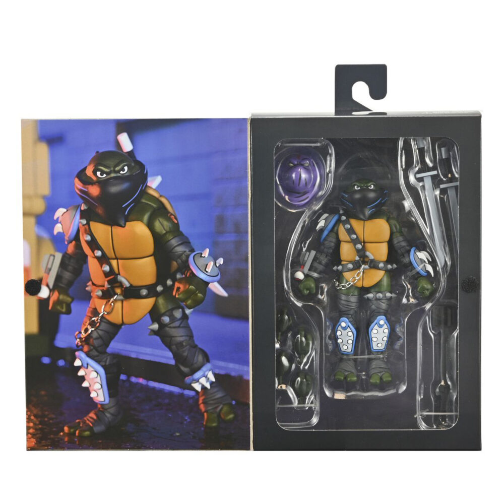 Ultimate dark leo teenage mutant ninja turtles cartoon. Neca suma a su colección la figura articulada ultimate dark leo, la versión oscura de leonardo tras cruzar el portal de donatello y caer bajo el control de shredder. Basada en el número 20 del cómic "teenage mutant ninja turtles: saturday morning adventures", esta figura viene con varios accesorios: 2x espadas, 1x maza, 4x manos intercambiables, 1x máscara de control mental compatible con otras figuras (se venden por separado) y 1x lámina hoolográfica para recrear el portal. Mide aproximadamente 18 cm y se presenta en una caja ilustrada con ventana y tapa abatible.