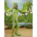 CREATURE FROM THE BLACK LAGOON UNIVERSAL MONSTERS TOONY TERRORS. Neca presenta en su línea Toony Terrors la figura articulada a escala del monstruo de la Laguna Negra. Mide 15 cm y está inspirada en el personaje de la película de terror de 1954 “Creature from the Black Lagoon” (“La mujer y el monstruo” en España). Puedes exponerla junto al resto de figuras de esta línea aunque se venden por separado. Lleva la diversión de los dibujos animados del sábado por la mañana a tu colección de terror con estos adorables bichitos. La serie 12 de la línea Toony Terrors de NECA trae más iconos de terror estilizados de Universal Monsters y muchos más. A los fans de las películas de terror clásicas les encantará este surtido de figuras de acción con el Hombre Invisible, la Novia de Frankenstein, la Criatura de la Laguna Negra y el Fantasma de la Ópera. Con una altura de 15 cm, cada figura se vende por separado y se presenta en un blíster.
