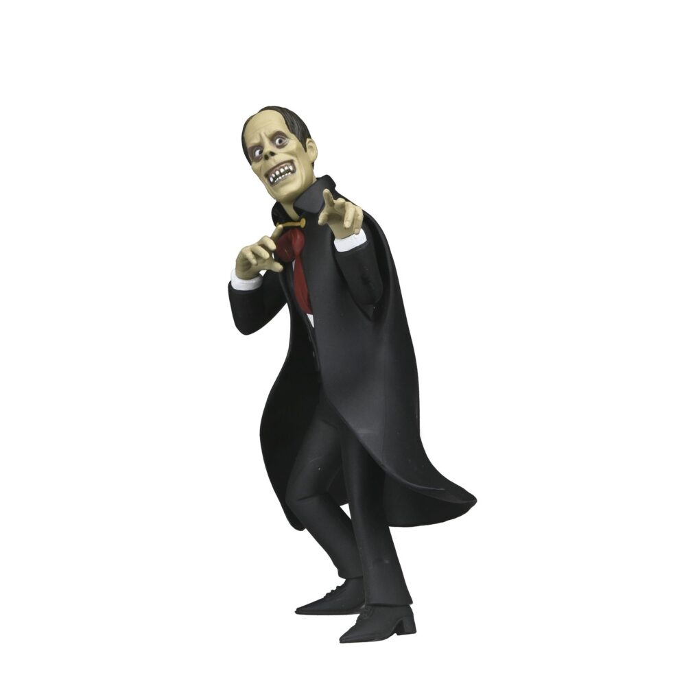 The phantom of the opera universal monsters toony terrors. Neca suma a su colección toony terrors la figura articulada a escala de erik, el fantasma de la ópera de parís. Mide 15 cm y está inspirada en el personaje de la película de terror mudo de 1925 "the phantom of the opera"  ("el fantasma de la ópera" en españa).   lleva la diversión de los dibujos animados del sábado por la mañana a tu colección de terror con estos adorables bichitos. La serie 12 de la línea toony terrors de neca trae más iconos de terror estilizados de universal monsters y muchos más. A los fans de las películas de terror clásicas les encantará este surtido de figuras de acción con el hombre invisible, la novia de frankenstein, la criatura de la laguna negra y el fantasma de la ópera. Con una altura de 15 cm, cada figura se vende por separado y se presenta en un blíster.