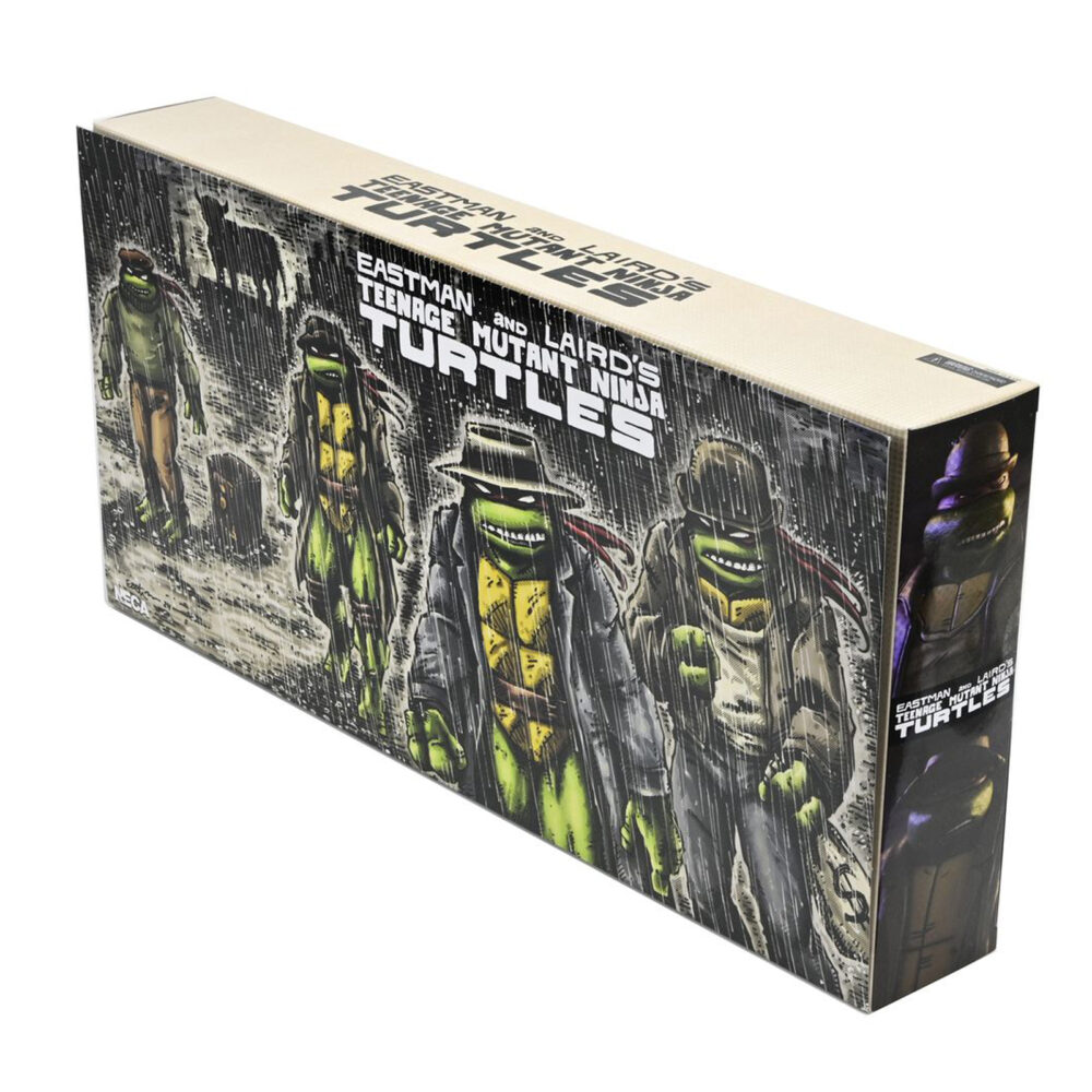 Gangster turtles teenage mutant ninja turtles mirage comics. Neca presenta el pack exclusivo de 4 figuras articuladas de las gangster turtles, basado en el número 14 del cómic original "teenage mutant ninja turtles" publicado por mirage studios. El set está compuesto por las figuras de 18 cm de altura de leonardo, donatello, raphael y michelangelo, con nuevas expresiones compatibles con packs anteriores. Incluye 4x pares de manos intercambiables, 4x sombreros, 4x cintas colgantes para los antifaces, 1x reloj de bolsillo, 1x cartuchos de dinamita, 1x caja fuerte y 1x bolsa de dinero. Cada figura cuenta con detalles inspirados en dicho cómic y se presentan en una caja con ventana y solapa, con ilustraciones originales de kevin eastman.