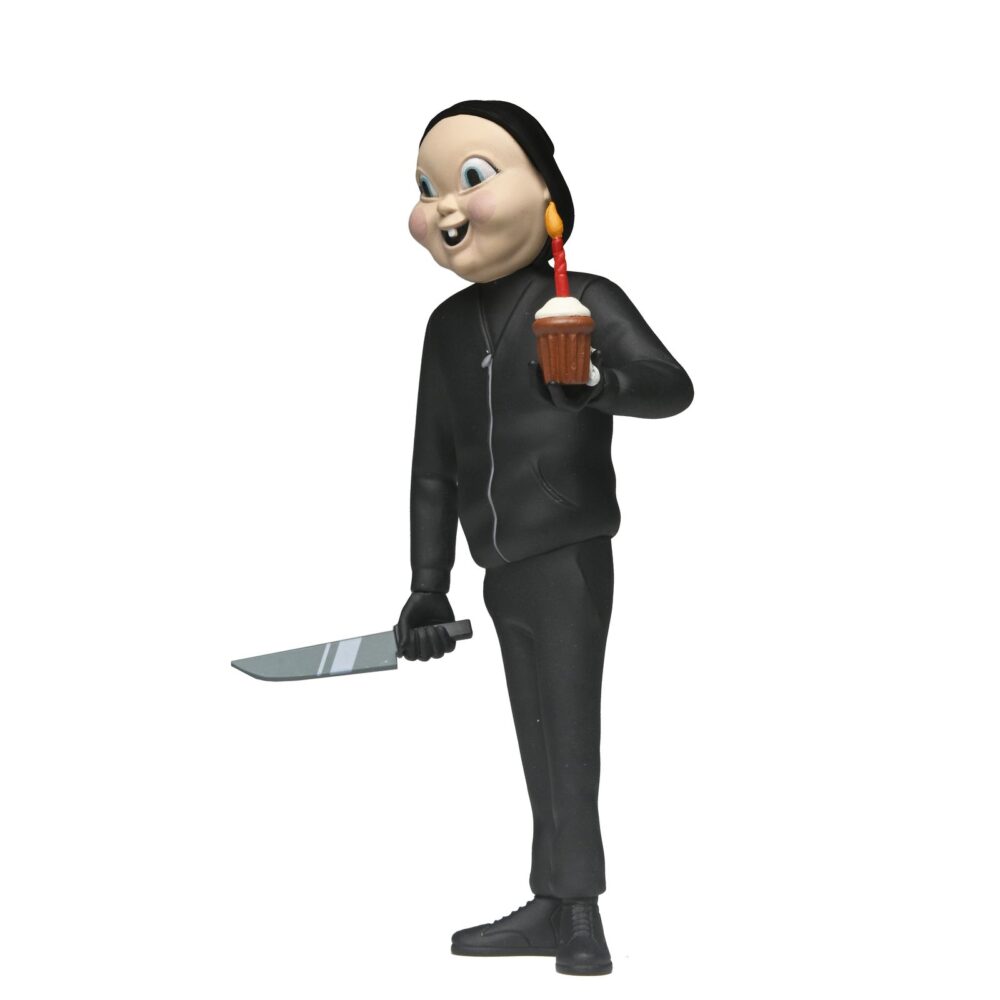 Babyface killer happy death day toony terrors. Neca lanza, dentro de la línea toony terrors, esta figura del asesino babyface basada en el personaje de la película de culto "happy death day" ("feliz día de tu muerte" en españa). Esta figura con estilo caricaturesco mide 15 cm incluye 1x cuchillo y 1x cupcake como accesorios. Viene en blíster con fondo recortable para exhibición.