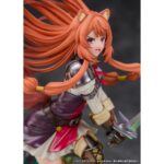 RAPHTALIA THE RISING OF THE SHIELD HERO 1/7. Proof presenta la figura a escala 1/7 de Raphtalia, inspirada en la 2ª temporada del anime "The Rising of the Shield Hero". Esta heroína se presenta en posición de ataque con su vestimenta de batalla, sobre una base en forma de escudo sobre salpicaduras de agua. Mide aproximadamente 27 cm y está fabricada en PVC.