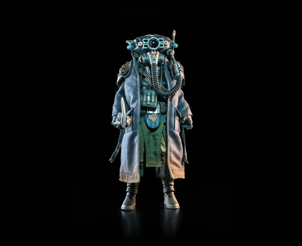 Cosmic legions: oxkrewe book one thraxxon figura kurnn ray.  aliviados por haber sobrevivido a múltiples amenazas a su campamento, la oxkrewe se toma unos momentos para celebrar y reconocer que, a pesar de todas las dificultades que han enfrentado desde el accidente, tienen suerte de seguir juntos. Al final de la celebración, la tripulación avista a un extraño en el horizonte. Fuertemente armado y bien equipado, este misterioso personaje parece estar vigilando el campamento, pero antes de que la oxkrewe pueda investigar, el extraño desaparece. Kurnn ray sabe que la han visto, algo que esperaba evitar mientras intentaba investigar lo que claramente era el lugar del accidente de una nave. Al ver a los supervivientes y su campamento, sabe que debe informar de inmediato. Encuentra un escondite en la base del thraxxface, se quita el casco y el grueso abrigo mientras enciende su equipo de comunicaciones. Ese equipo es arcaico, pero funciona mientras escribe un mensaje a su gente. "intrusos aquí. ¡vengan! ", escribe. Una luz parpadea, confirmando que el mensaje ha sido recibido y que su gente está en camino.
