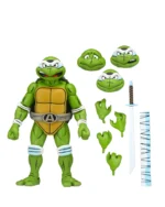 APRIL AS THE 5TH TURTLE TEENAGE MUTANT NINJA TURTLES ADVENTURES ARCHIE COMICS. Figura articulada, tamaño aprox. 18 cm. Viene con accesorios en una caja con ventana. Como se vio en el número especial de invierno de 1994 de la serie de cómics Teenage Mutant Ninja Turtles Adventures de Eastman y Laird, de Archie Comics. ¿Quién es la misteriosa quinta Tortuga? Pues nada menos que April O'Neil. Esta figura de acción NECA a escala de 7 pulgadas cuenta con una espada, una vaina y varias cabezas y manos para ofrecer infinitas posibilidades de exposición. Viene en un embalaje para coleccionistas con ilustraciones del artista original de TMNT Adventures, Ken Mitchroney.
