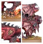 SPEARHEAD: BLADES OF KHORNE – FANGS OF THE BLOOD GOD WARHAMMER AGE OF SIGMAR. Karanak es la encarnación daemónica de la venganza de Khorne. Es objeto de devoción para aquellos cultistas que aspiran a alcanzar su pureza de propósito y que lo siguen por voluntad propia hasta el fragor del combate. Lidera una jauría de rabiosos Mastines de Khorne que se abalanzan sobre el enemigo, deseosos de saborear su sangre recién derramada. Si buscas perpetrar auténticas carnicerías en los Reinos Mortales en nombre del Dios de la Sangre, esta caja es perfecta para empezar un nuevo ejército o ampliar tu colección de una forma más económica que comprando los kits por separado. La rugiente bestia daemónica de tres cabezas conocida como Karanak lidera una fuerza de fieles Mastines de Khorne y cultistas adoradores de daemons que se abalanzan sobre el enemigo, inspirados por sus actos de crueldad y sus impulsos asesinos. Estas miniaturas conforman una fuerza completa de Punta de lanza, lo que significa que podrás lanzarte a jugar partidas tácticas e intensas y reclamar cráneos para Khorne desde el primer momento.