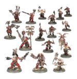 REGIMENT OF RENOWN: THE RED REVELATION WARHAMMER AGE OF SIGMAR. Toda una vida de matanzas ha llevado a Zarxor Ojo Infernal a perseguir un único objetivo: experimentar la batalla en todas sus formas y vislumbrar el verdadero rostro del Dios Rojo. Lo siguen quienes comparten su afán apocalíptico, mortales arrastrados a la locura de la batalla por la oratoria del predicador. Con este kit puedes montar La Revelación Roja, un regimiento de renombre para tus ejércitos de Discípulos de Tzeentch, Agusanados de Nurgle, Hedonitas de Slaanesh, Esclavos de la Oscuridad o Skaven de Warhammer Age of Sigmar. También es perfecta para empezar una nueva colección o ampliar tu ejército de Filos de Khorne de una forma más económica que comprando los kits por separado. Lidera la fuerza un Sacerdote Carnicero, rebosante de poder y armado con una enorme hacha a dos manos, que se lanza al combate para reclamar cráneos. Lo siguen una unidad de Saqueasangres y otra de Siegacráneos armados hasta los dientes.