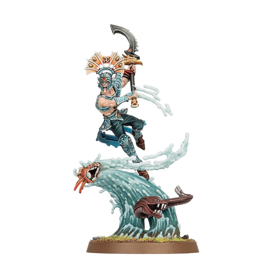 Ikon of the sea/strom warhammer age of sigmar. Canalizando la insondable calma y la premonitoria inmensidad de las aguas más profundas, los ikones de los mares se lanzan a la batalla junto a sus congéneres idoneth, abrumando al enemigo con su inquebrantable concentración y su aterrador ímpetu. Ser testigo de tal perfección marcial es una inspiración para cualquier guerrero idoneth. Con este kit multicomponente de plástico puedes montar un ikon de los mares, un poderoso guerrero para tus ejércitos de profundos idoneth de warhammer age of sigmar. Con la aterradora fuerza de una corriente de resaca, el ikon atrae a las unidades cercanas a su objetivo para que sus gujas de las mareas recojan su cosecha de almas. Este kit también puede montarse como un ikon de la tempestad, un guerrero con dos espadas que ataca con la implacable fuerza del océano.