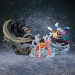MONKEY D LUFFY SUMMIT BATTLE ONE PIECE EXTRA BATTLE FIGUARTS ZERO. Tamashii Nations vuelve a presentar, como parte de la colección Figuarts Zero, la figura Extra Battle de Monkey D. Luffy inspirada en su aparición en el arco argumental de la Guerra en la Cumbre del anime "One Piece". Esta figura estática de 12 cm captura el momento exacto en el que Luffy, envuelto en vapor y con la piel al rojo vivo, se lanza con determinación al rescate de Ace. Cuenta con un acabado detallado y efectos translúcidos que intensifican el dinamismo del ataque. Se presenta en una base con efectos de vapor para su exposición. UNIDADES LIMITADAS.
