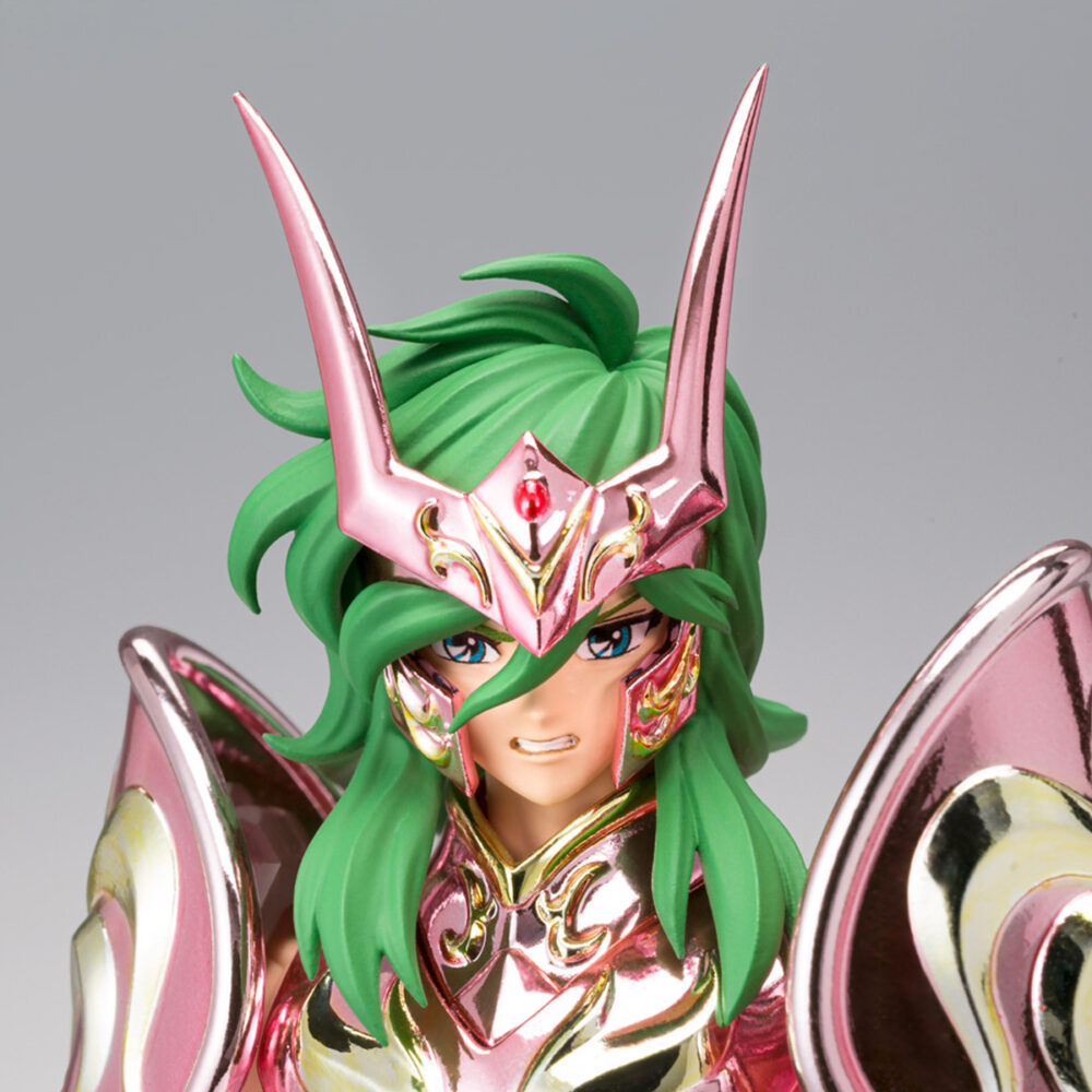 Andromeda shun god cloth saint seiya saint cloth myth ex. Tamashii introduce en la colección saint cloth myth ex la figura de andromeda shun con la god cloth, basada en el anime "saint seiya" ("los caballeros del zodíaco" en españa). Con una altura de 17 cm, esta nueva edición mejora el diseño original de 2009, con una escultura revisada y nuevos acabados metálicos. Incluye 5x pares de manos intercambiables, 4x placas faciales, 1x parte de cabello adicional, 1x set de armadura completa, 1x marco para el modo objeto y 1x set de cadenas nebulares. Fabricada en pvc, abs y metal. Unidades limitadas.