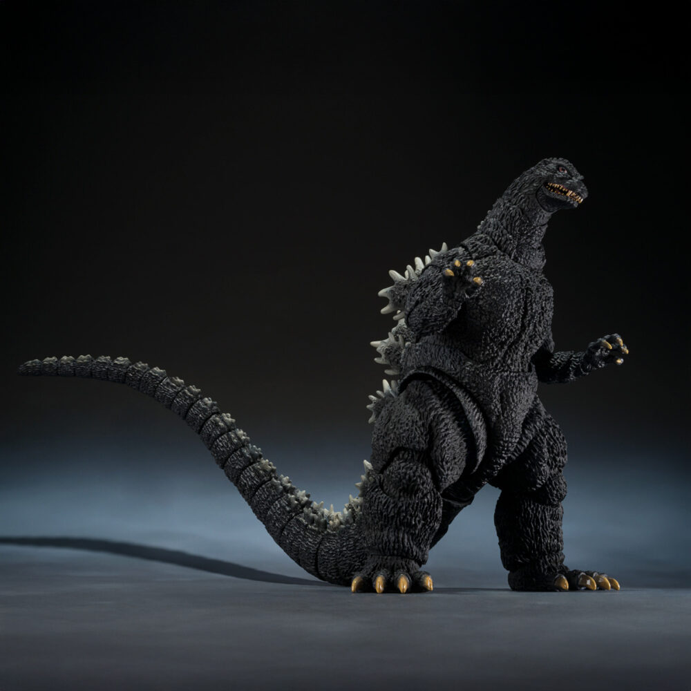 Godzilla 1989 godzilla vs biollante movie graphic plus sh monster arts. Tamashii presenta dentro de su línea s. H. Monsterarts la figura de godzilla basada en su aparición en la película de 1989 "godzilla vs. Biollante". Esta figura de 16 cm está abricada en pvc. Ha sido esculpida, pintada y modelada por el reputado yuji sakai, uno de los mayores expertos en el diseño del famoso kaiju. El color y detalles se han ajustado minuciosamente a su imagen en pantalla. Se trata de una edición movie graphic pus ya que incluye 1x hoja troquelada con el diseño de cartel cinematográfico. Unidades limitadas.