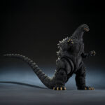 GODZILLA 1989 GODZILLA Vs BIOLLANTE MOVIE GRAPHIC PLUS SH MONSTER ARTS. Tamashii presenta dentro de su línea S.H. MonsterArts la figura de Godzilla basada en su aparición en la película de 1989 "Godzilla vs. Biollante". Esta figura de 16 cm está abricada en PVC. Ha sido esculpida, pintada y modelada por el reputado Yuji Sakai, uno de los mayores expertos en el diseño del famoso kaiju. El color y detalles se han ajustado minuciosamente a su imagen en pantalla. Se trata de una edición Movie Graphic Pus ya que incluye 1x hoja troquelada con el diseño de cartel cinematográfico. UNIDADES LIMITADAS.