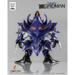 ALASTOR HAZBIN HOTEL NENDOROID. Ember Toys incorpora a su línea Chibi Creature la figura de Anti en su forma de kaiju, basada en el anime "SSSS.Gridman". Fabricada en vinilo blando pintado, mide aproximadamente 14 cm de alto y destaca por su diseño chibi exclusivo y detallado. Incluye 4x garras desmontables (2x por cada mano) que permiten diferentes opciones de exposición.