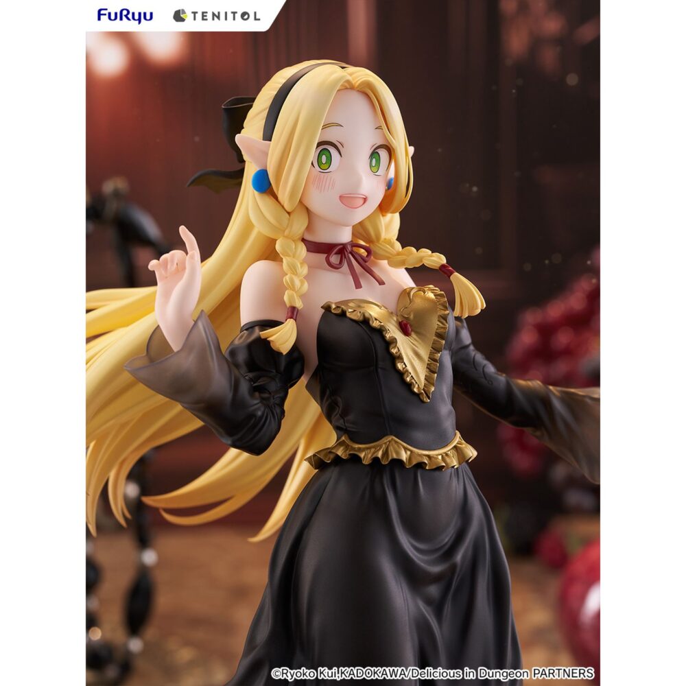 Marcille donato dress style version delicious in dungeon tenitol tall. Furyu añade a su colección tenitol tall la figura de marcille donato con un vestido negro y detalles dorados, un diseño original exclusivo para la marca. Está basada en su aparición en el anime "delicious in dungeon" ("tragones y mazmorras" en españa) y muestra a la elfo de una manera muy dinámica y lujosa gracias a los detalles del pelo y la ropa. La figura mide aproximadamente 28 cm y cuenta con una base circular transparente que le aporta estabilidad.