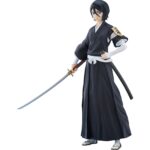 RUKIA KUCHIKI BLEACH POP UP PARADE SP. Good Smile Company suma a su colección Pop Up Parade la figura de Rukia Kuchiki, personaje de la serie anime "Bleach". Esta figura no articulada de aproximadamente 16 cm se presenta con base circular trasparente y destaca por su calidad a un precio accesible, conservando una representación fiel del personaje.
