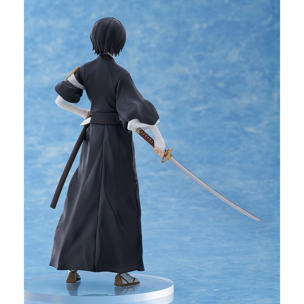 Rukia kuchiki bleach pop up parade sp. Good smile company suma a su colección pop up parade la figura de rukia kuchiki, personaje de la serie anime "bleach". Esta figura no articulada de aproximadamente 16 cm se presenta con base circular trasparente y destaca por su calidad a un precio accesible, conservando una representación fiel del personaje.