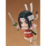KYOU KAI KINGDOM NENDOROID. Good Smile Arts Shanghai presenta en su colección Nendoroid la figura de Kyou Kai, la misteriosa guerrera de la serie "Kingdom". Esta figura articulada de aproximadamente 10 cm incluye 3x placas faciales (seria, sonriente y de combate), 1x espada Ryoku Sui, 1x funda de Ryoku Sui, 1x carne de conejo y otros complementos para diferentes poses. Viene con base transparente para exposición.