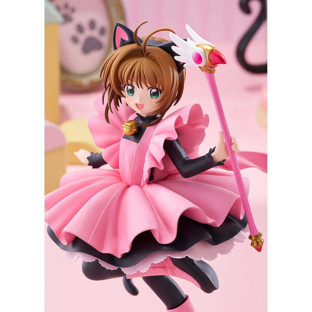 Sakura kinomoto: black cat costume cardcaptor sakura pop up parade l. Good smile company introduce en la línea pop up parade l la figura de sakura kinomoto con disfraz de gato negro, inspirada en su personaje del anime "cardcaptor sakura". Esta figura de unos 22 cm combina una presencia impactante con la accesibilidad de la colección, e incluye base circular transparente para exposición.
