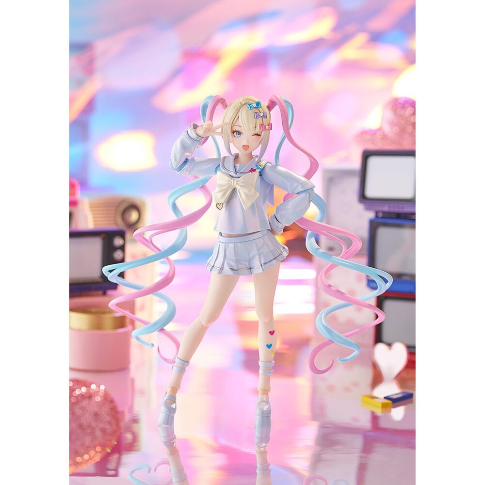 Omgkawaiiangel needy streamer overload figma. Good smile company incorpora a su colección figma la figura de omg kawaii angel, la protagonista del videojuego "needy streamer overload". Esta figura articulada de 15 cm de altura incluye 4x placas faciales (sonriente, alegre, guiñando un ojo y asustada), 1x gato y 6x manos intercambiables. Se presenta con su característico traje azul (decorado con lazos y corazones) y las típicas coletas que le aportan dinamismo. Como parte de la colección cuenta con su base hexagonal semitransparente con el logotipo de figma.