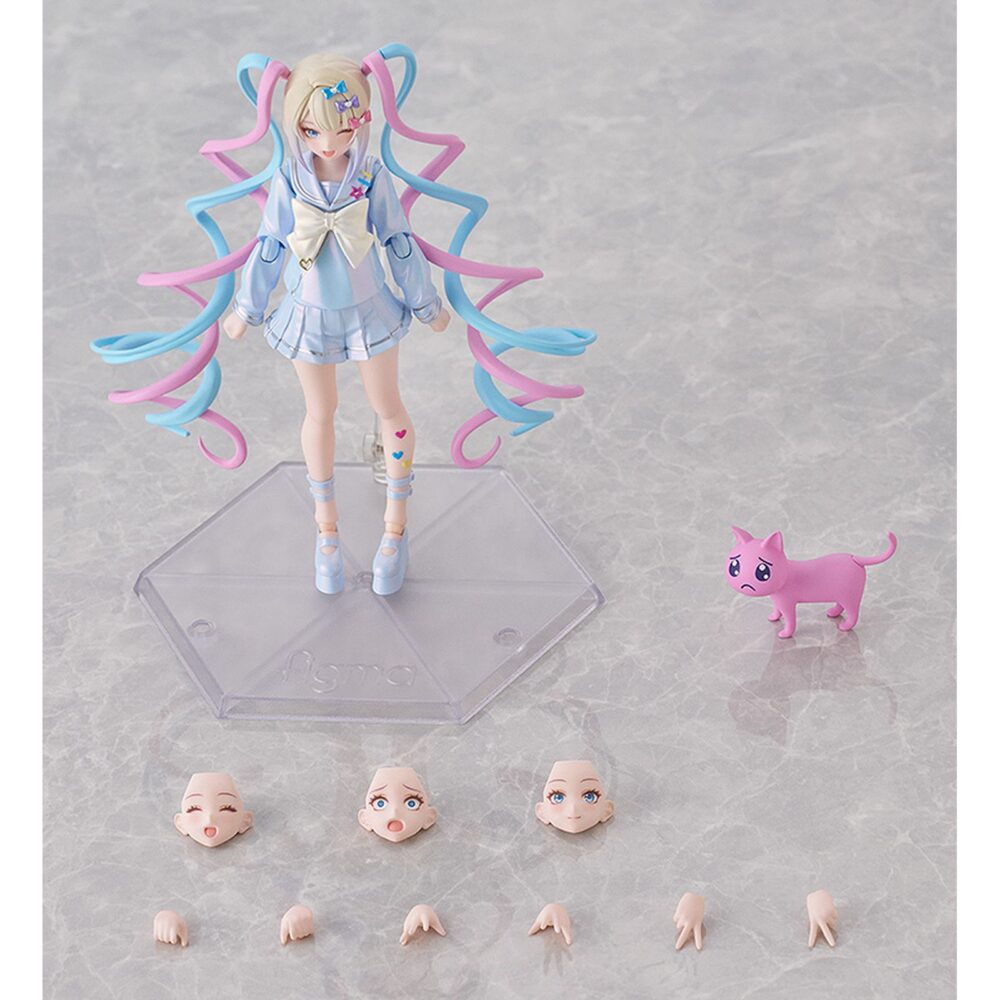 Omgkawaiiangel needy streamer overload figma. Good smile company incorpora a su colección figma la figura de omg kawaii angel, la protagonista del videojuego "needy streamer overload". Esta figura articulada de 15 cm de altura incluye 4x placas faciales (sonriente, alegre, guiñando un ojo y asustada), 1x gato y 6x manos intercambiables. Se presenta con su característico traje azul (decorado con lazos y corazones) y las típicas coletas que le aportan dinamismo. Como parte de la colección cuenta con su base hexagonal semitransparente con el logotipo de figma.