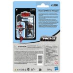 IMPERIAL SHOCK TROOPER VINTAGE COLLECTION STAR WARS THE CLONE WARS. Hasbro introduce a su colección The Vintage Collection la figura articulada de un soldado de choque imperial, inspirada en su aparición en la serie de animación "Star Wars: The Clone Wars". Mide 9,5 cm de altura e incluye 2x blaster (uno largo y otro corto). Se presenta en un blíster estilo vintage. UNIDADES LIMITADAS.