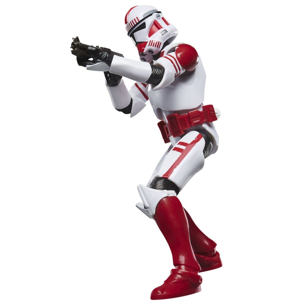 Imperial shock trooper vintage collection star wars the clone wars. Hasbro introduce a su colección the vintage collection la figura articulada de un soldado de choque imperial, inspirada en su aparición en la serie de animación "star wars: the clone wars". Mide 9,5 cm de altura e incluye 2x blaster (uno largo y otro corto). Se presenta en un blíster estilo vintage. Unidades limitadas.