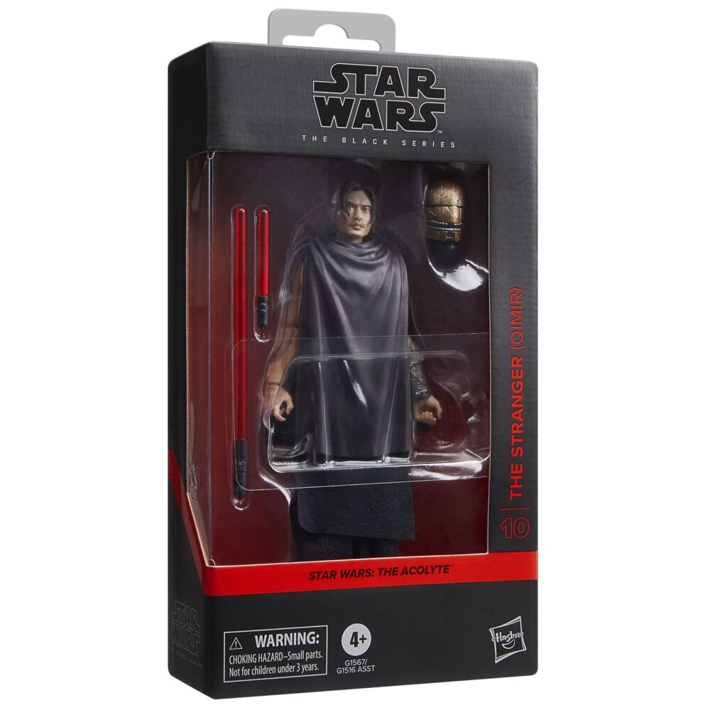 The stranger qimir black series star wars the acolyte. Hasbro incorpora a la colección the black series esta figura premium de "el extraño", también conocido como qimir, inspirada en su aparición la serie "star wars: the acolyte" ("star wars: el acólito" en españa). Mide aproximadamente 15 cm y presenta un diseño fiel al personaje, con acabados de alta calidad y múltiples puntos de articulación. Incluye 2x sables de luz (uno largo y uno corto) y 1x cabeza intercambiable con su terrorífico casco. Se presenta en una caja con ventana. Unidades limitadas.