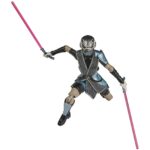 ASAJJ VENTRESS BLACK SERIES STAR WARS ATTACK OF THE CLONES. Hasbro incorpora a la colección The Black Series esta figura premium de la polifacética mujer dathomiriana Asajj Ventress, inspirada en su aparición la serie animada "Star Wars: The Clone Wars". Mide aproximadamente 15 cm y presenta un diseño fiel al personaje, con acabados de alta calidad y múltiples puntos de articulación. Incluye 2x sables de luz y 1x casco extraíble. Se presenta en una caja con ventana. UNIDADES LIMITADAS.