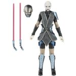 ASAJJ VENTRESS BLACK SERIES STAR WARS ATTACK OF THE CLONES. Hasbro incorpora a la colección The Black Series esta figura premium de la polifacética mujer dathomiriana Asajj Ventress, inspirada en su aparición la serie animada "Star Wars: The Clone Wars". Mide aproximadamente 15 cm y presenta un diseño fiel al personaje, con acabados de alta calidad y múltiples puntos de articulación. Incluye 2x sables de luz y 1x casco extraíble. Se presenta en una caja con ventana. UNIDADES LIMITADAS.