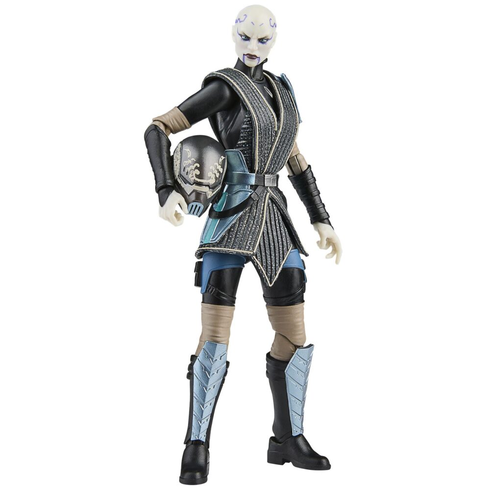 Asajj ventress black series star wars attack of the clones. Hasbro incorpora a la colección the black series esta figura premium de la polifacética mujer dathomiriana asajj ventress, inspirada en su aparición la serie animada "star wars: the clone wars". Mide aproximadamente 15 cm y presenta un diseño fiel al personaje, con acabados de alta calidad y múltiples puntos de articulación. Incluye 2x sables de luz y 1x casco extraíble. Se presenta en una caja con ventana. Unidades limitadas.