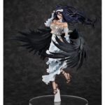 ALBEDO WING VERSION OVERLORD IV 1/7. Kadokawa vuelve apresentar esta figura a escala 1/7 de Albedo, supervisora de piso de los guardianes de la Gran Tumba de Nazarick, basada en una ilustración original de su diseñador de personaje, So-bin. Inspirada en su aparición en el anime "Overlord IV", muestra a Albedo con sus alas negras completamente extendidas. En su modelo, las plumas han sido esculpidas una a una para lograr una estética majestuosa y su cabello ha sido modelado para dar sensación de movimiento por el viento. Incluye una base circular transparente para su exposición y mide aproximadamente 31 cm. La misteriosa belleza de Albedo ha sido fielmente capturada en esta figura, así que asegúrese de añadirla a su colección.