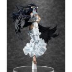 ALBEDO WING VERSION OVERLORD IV 1/7. Kadokawa vuelve apresentar esta figura a escala 1/7 de Albedo, supervisora de piso de los guardianes de la Gran Tumba de Nazarick, basada en una ilustración original de su diseñador de personaje, So-bin. Inspirada en su aparición en el anime "Overlord IV", muestra a Albedo con sus alas negras completamente extendidas. En su modelo, las plumas han sido esculpidas una a una para lograr una estética majestuosa y su cabello ha sido modelado para dar sensación de movimiento por el viento. Incluye una base circular transparente para su exposición y mide aproximadamente 31 cm. La misteriosa belleza de Albedo ha sido fielmente capturada en esta figura, así que asegúrese de añadirla a su colección.