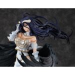 ALBEDO WING VERSION OVERLORD IV 1/7. Kadokawa vuelve apresentar esta figura a escala 1/7 de Albedo, supervisora de piso de los guardianes de la Gran Tumba de Nazarick, basada en una ilustración original de su diseñador de personaje, So-bin. Inspirada en su aparición en el anime "Overlord IV", muestra a Albedo con sus alas negras completamente extendidas. En su modelo, las plumas han sido esculpidas una a una para lograr una estética majestuosa y su cabello ha sido modelado para dar sensación de movimiento por el viento. Incluye una base circular transparente para su exposición y mide aproximadamente 31 cm. La misteriosa belleza de Albedo ha sido fielmente capturada en esta figura, así que asegúrese de añadirla a su colección.