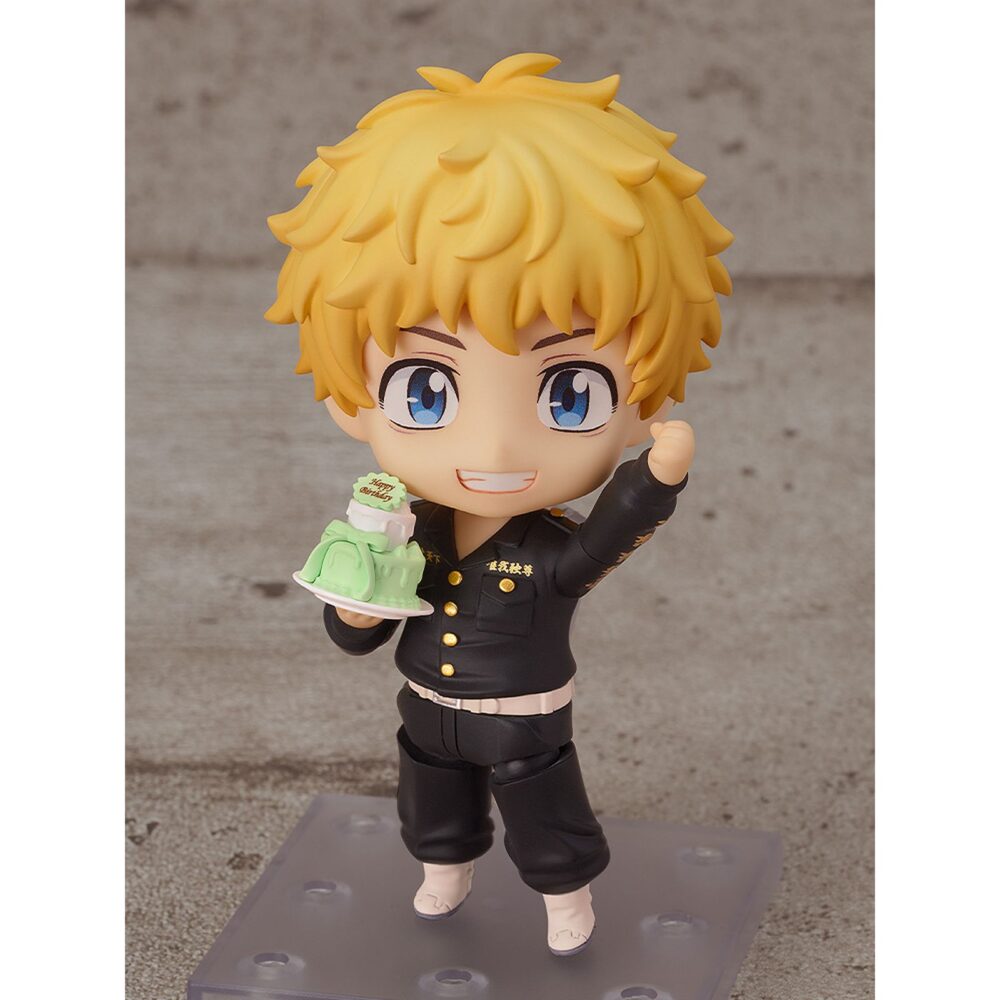 Takemichi hanagaki tokyo revengers nendoroid. Orange rouge presenta, dentro de su colección nendoroid, la figura de takemichi hanagaki, protagonista del anime "tokyo revengers". Esta figura articulada de 10 cm incluye 3x placas faciales (sonriente, de combate y llorando), 1x bolsa de patatas y otros complementos para múltiples poses. También incluye 1x tarta de cumpleaños para celebrar el 5º aniversario del anime, el 10º de la creación de orange rouge y propio cumpleaños del personaje. Viene con base transparente para exposición.